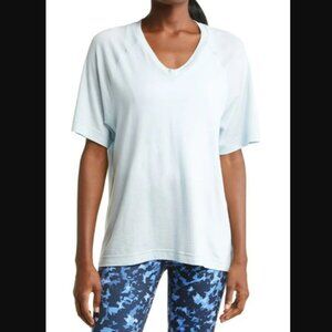 Zella V-Neck Raglan Sleeve‎ T-Shirt Blue S